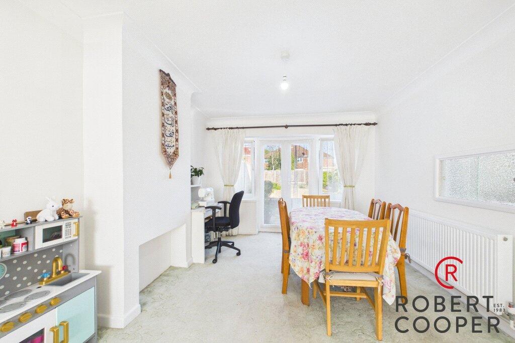 House in Harrow - View 4
