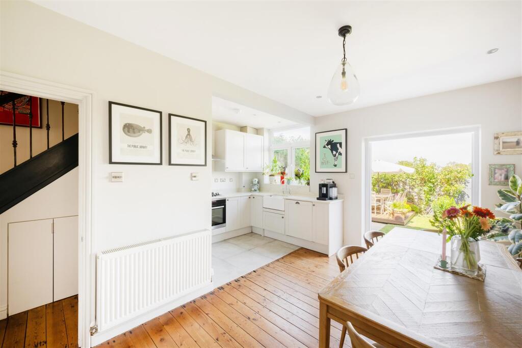 Huntingfield Road, London photo 4