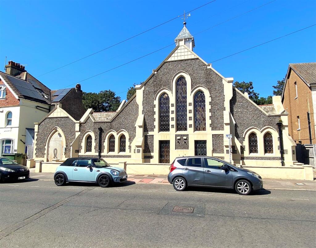 Main image of property: Wickham Avenue, Bexhill