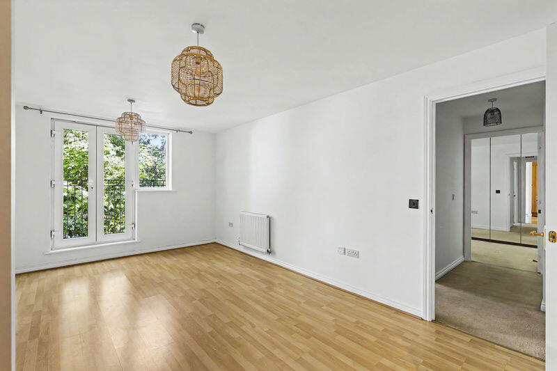 Winchester Close, Waltham Abbey - View 4