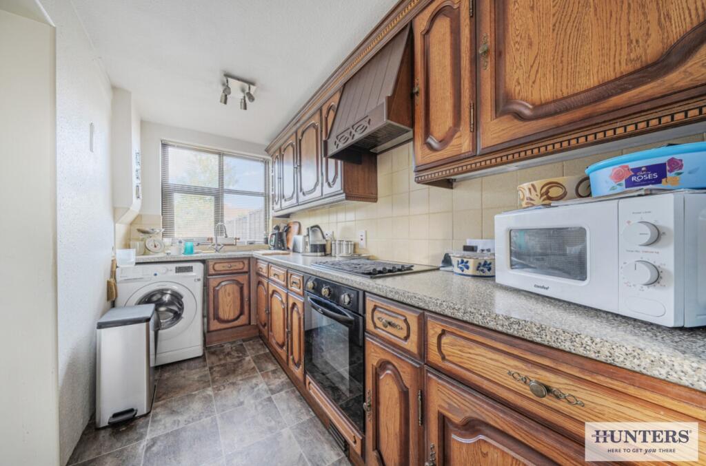 House in Dartford - More
