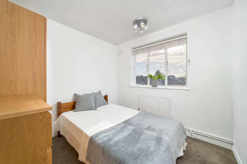 Apartment in London - More