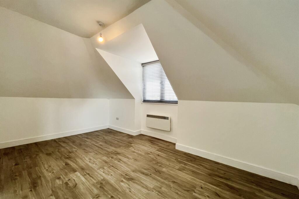 Apartment in Bournemouth - View 3