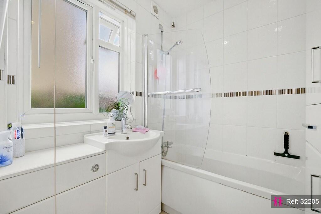 Apartment in London, New Beckenham - More