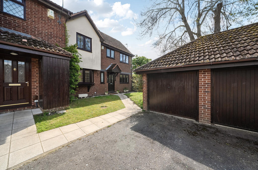 Stevenson Drive, Binfield, Bracknell, Bracknell