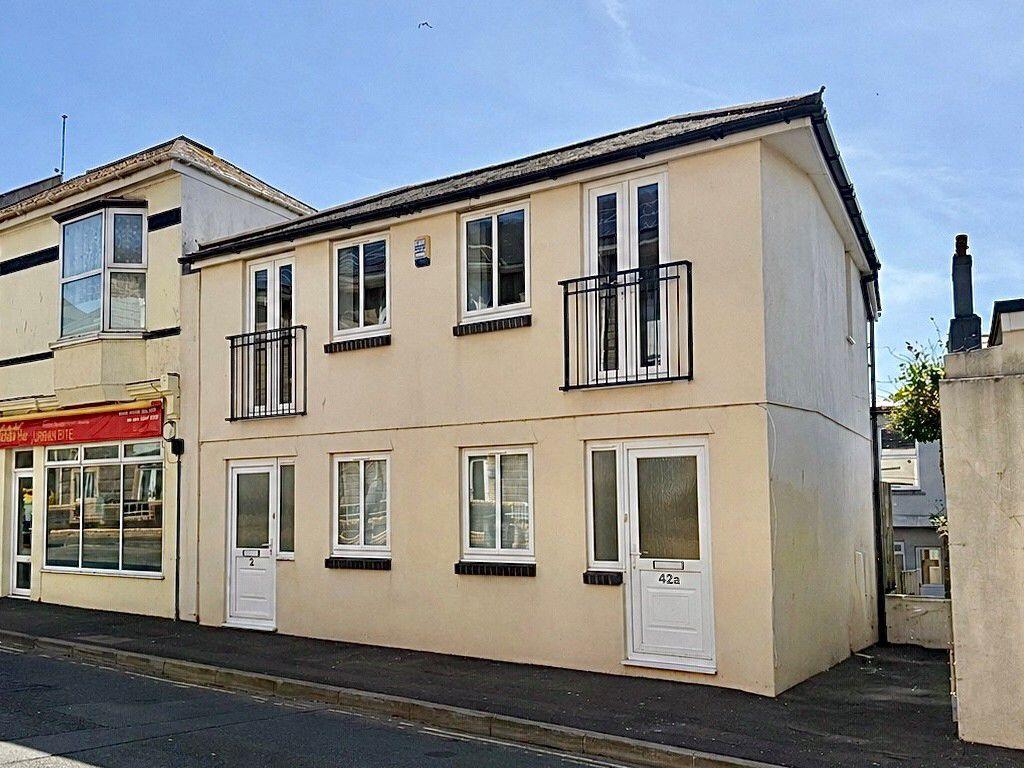 Main image of property: Regent Street, Greenbank, Plymouth. Stylish First Floor Flat with Private Garden, Juliet Balconies & Central Location