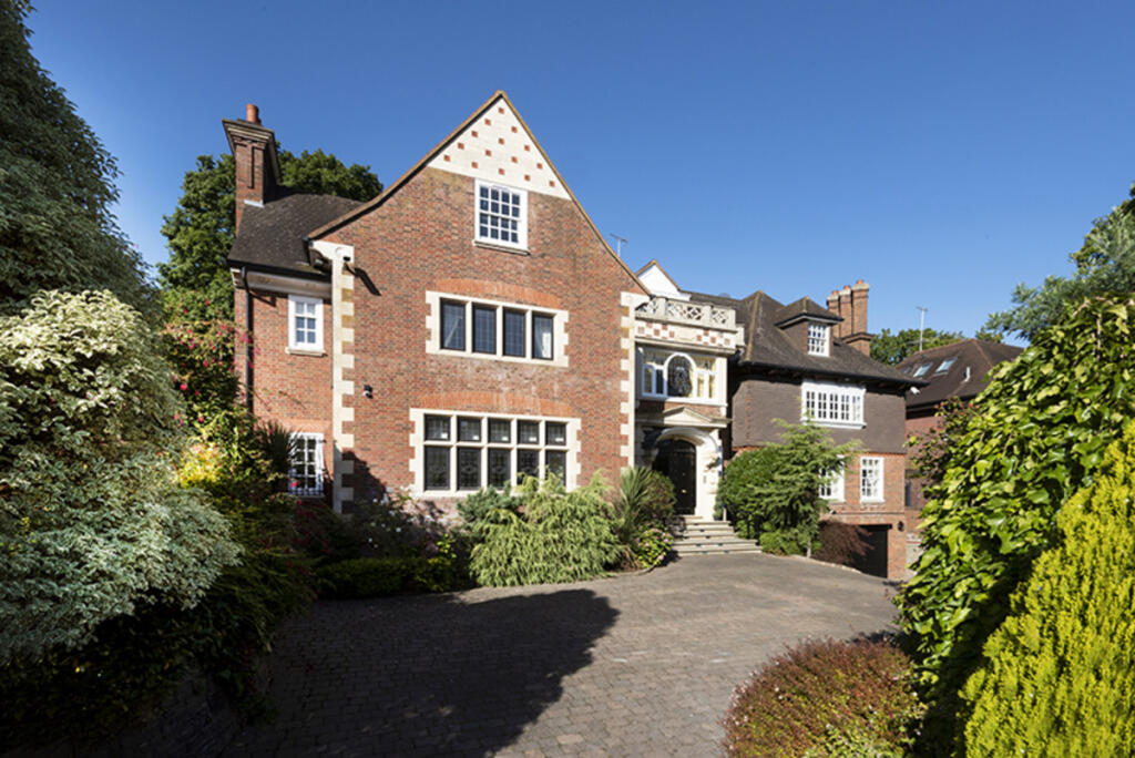 Main image of property: Courtenay Avenue, London, N6