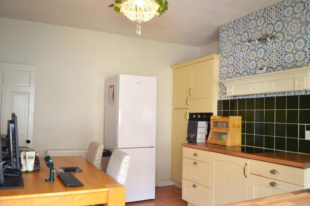 Avondale Road, Chorley, Lancashire photo 3