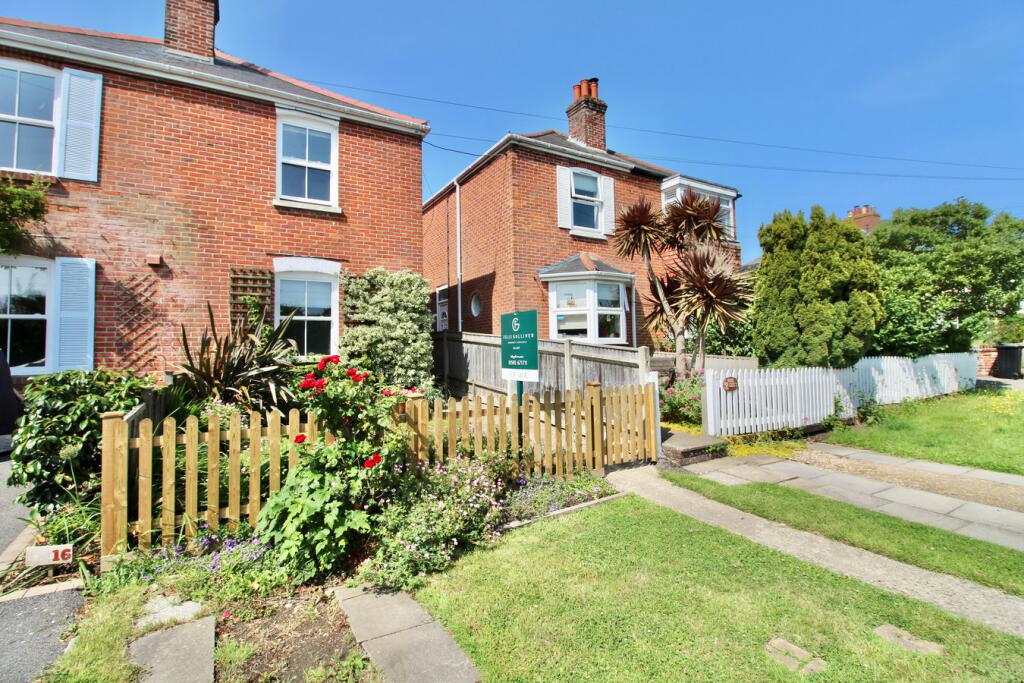 Main image of property: Broad Lane, Lymington, SO41