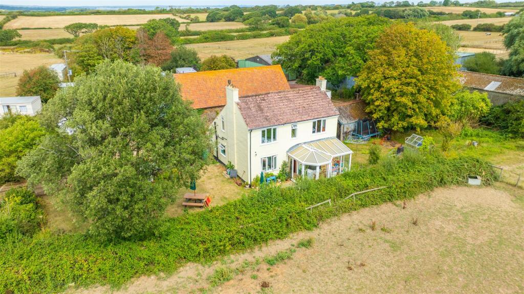 Westover, Calbourne, Newport - View 4
