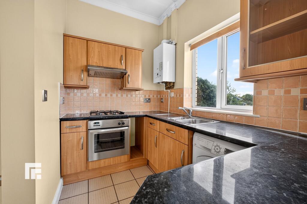 Apartment in Cardiff - View 3