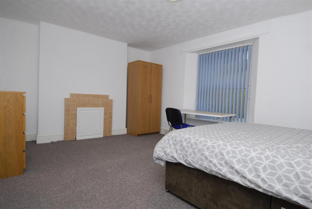 Arundel Crescent, Plymouth – pohled 2