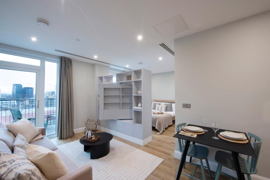 Studio flat for rent