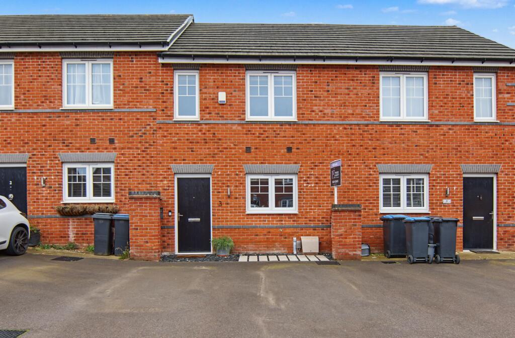 2-bed terraced on Notleyfield Close, Earl Shilton, LE9, £190,000