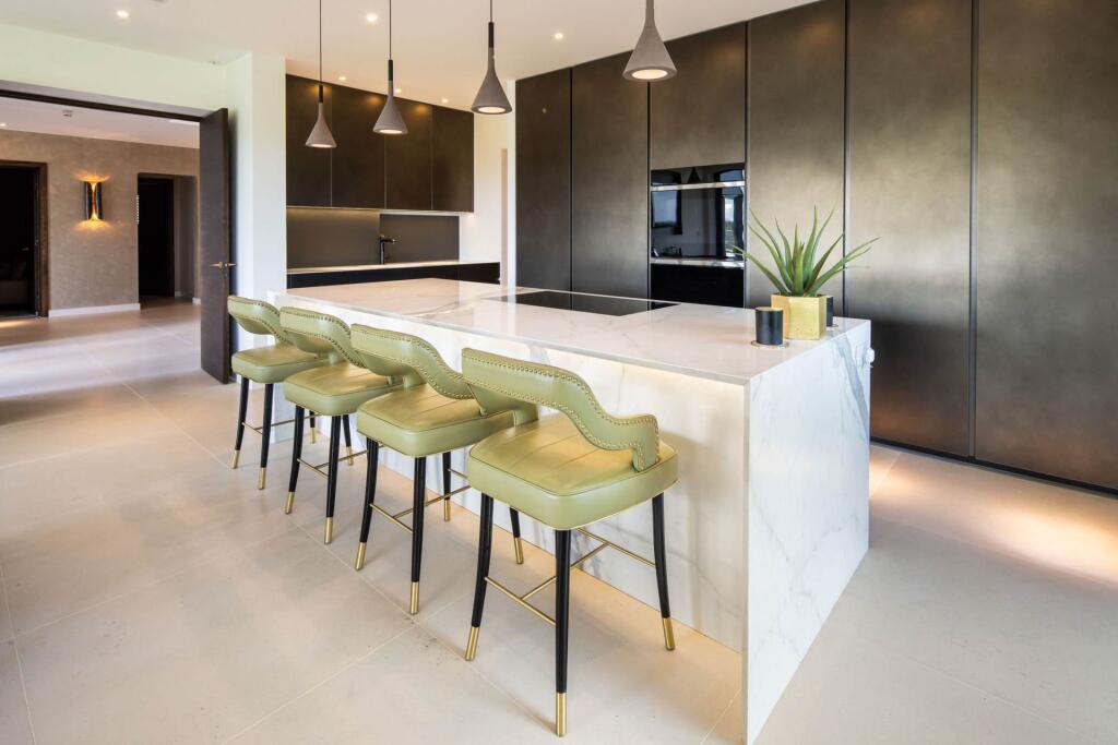 House in Stanley, West Shield Row Villas - More