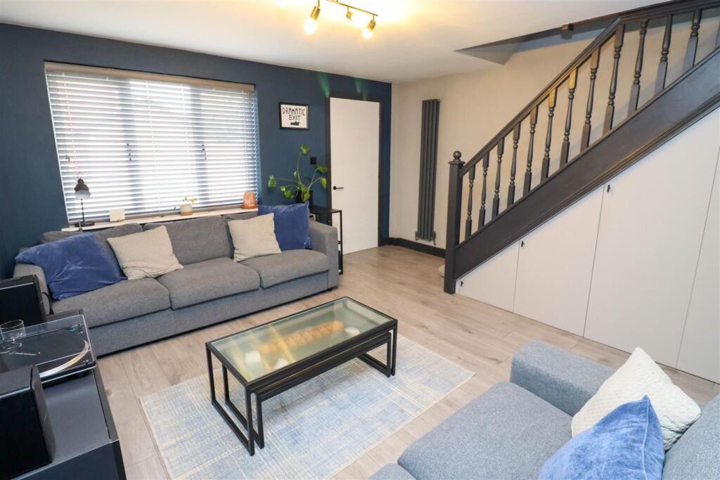 House in Guildford - View 4