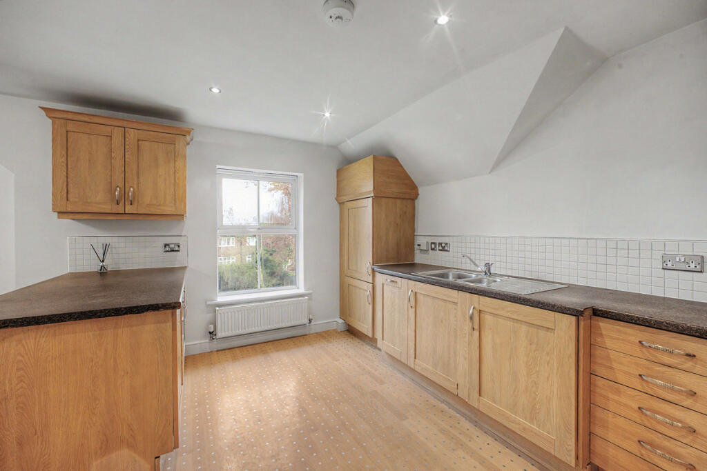 Acresfield Road, Altrincham, WA15 - More