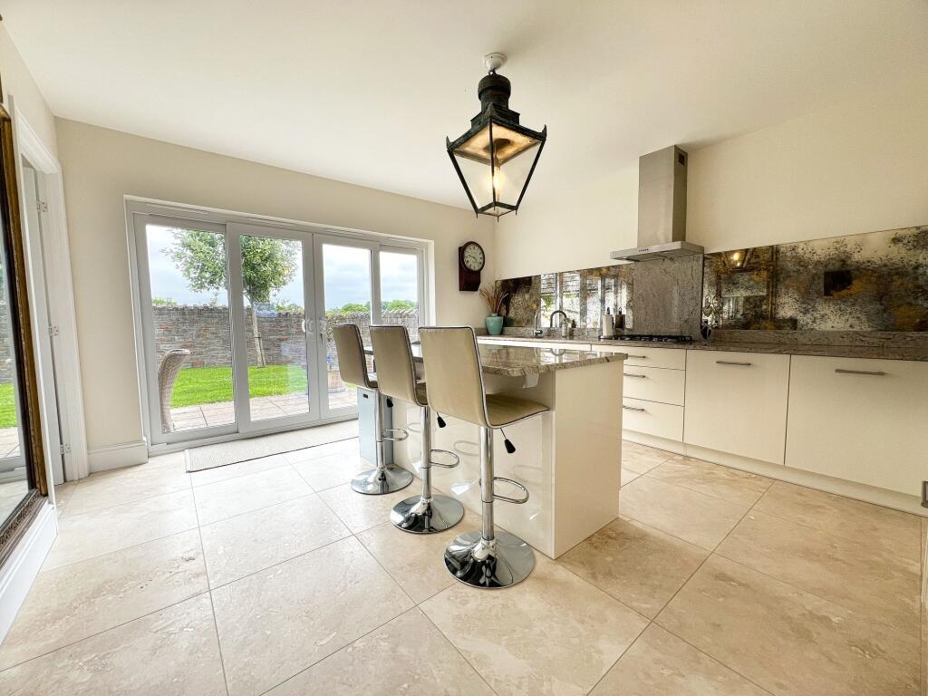 25 Heol Cae Pwll, Colwinston, The Vale of Glamorgan CF71 7PL photo 4