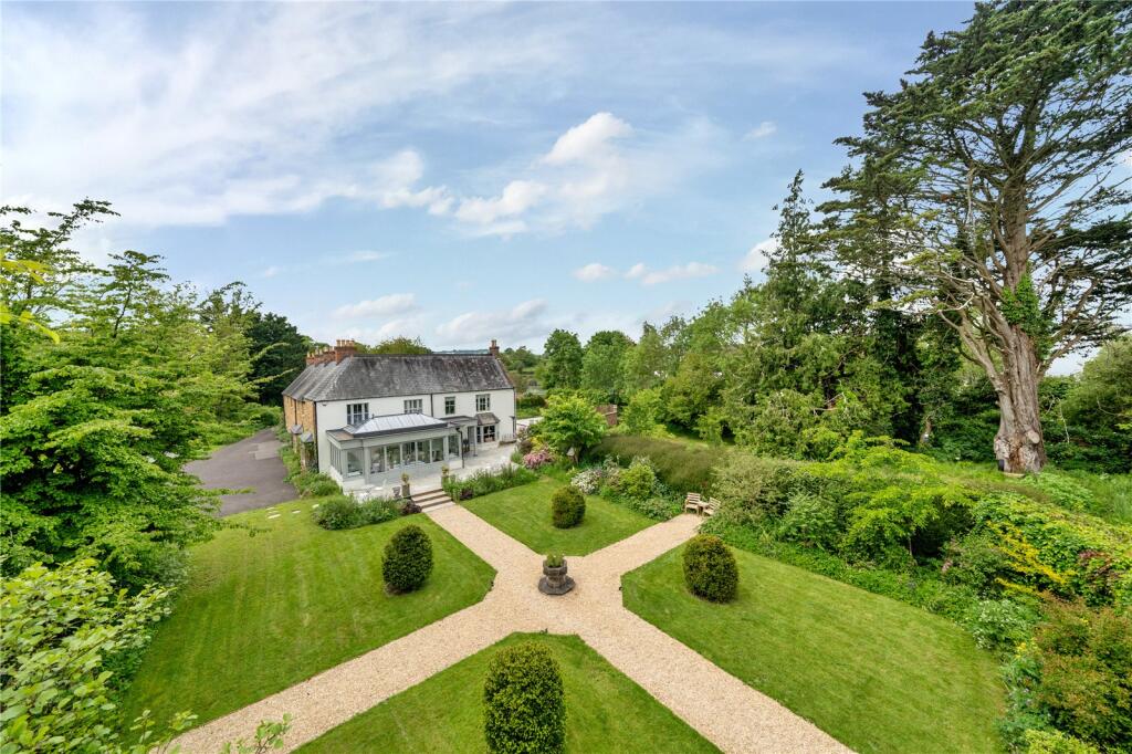 Main image of property: Broadway, Ilminster, Somerset, TA19