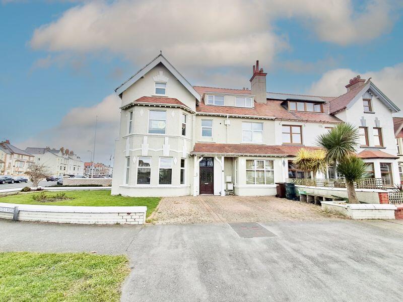 Apartment in Llandudno, Craig-y-don