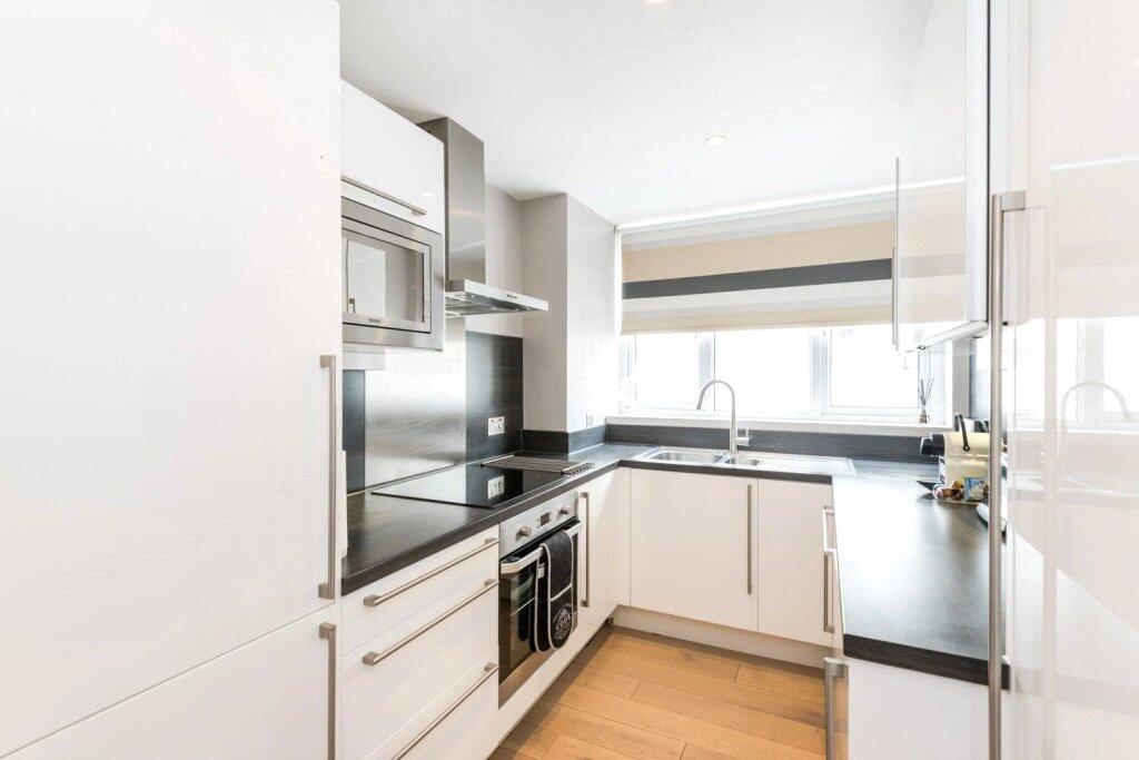 Apartment in London, South Kensington - View 3