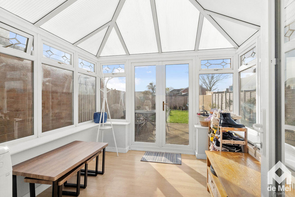 House in Tewkesbury, Newtown - More