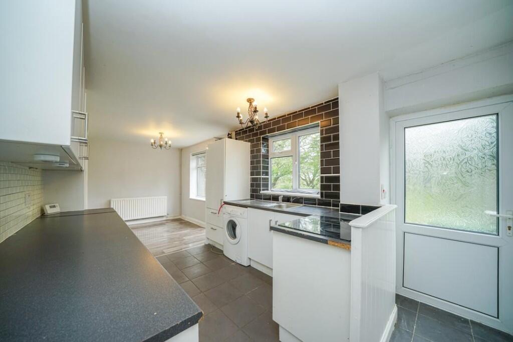 House in Dacorum, Hertfordshire - More