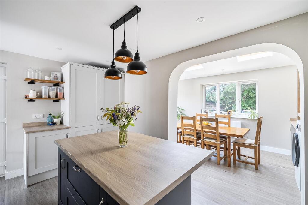House in Dorchester - View 4