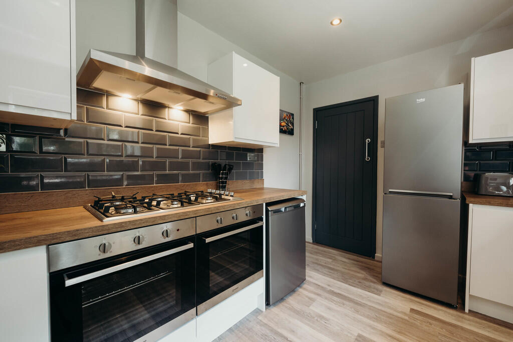 House in Doncaster - View 2