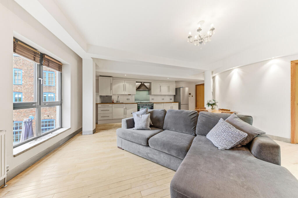 Apartment in Leeds, Warehouse Hill, Lovell Park - More