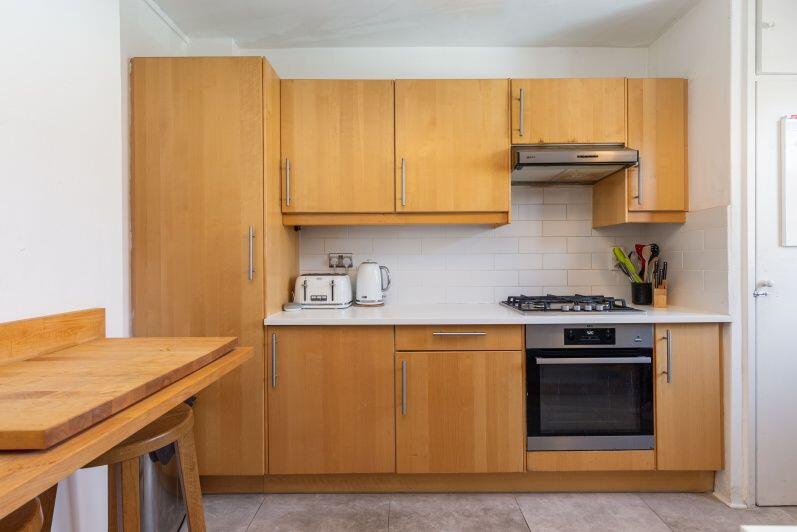 Apartment in London, Lower Clapton, Shacklewell - View 5