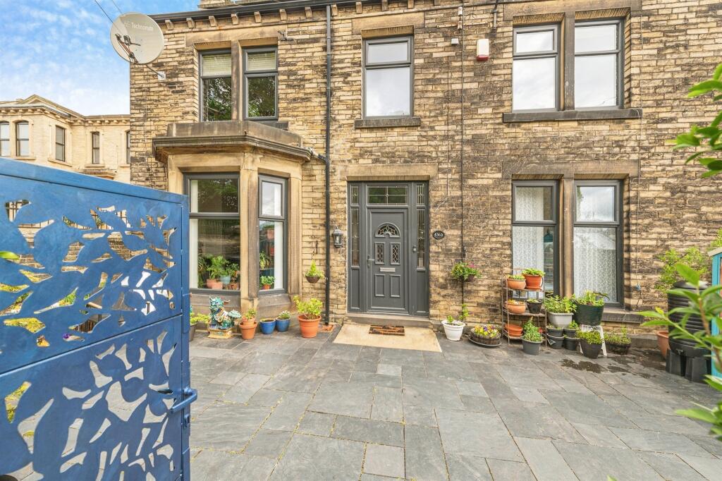 Main image of property: Whitcliffe Road, CLECKHEATON