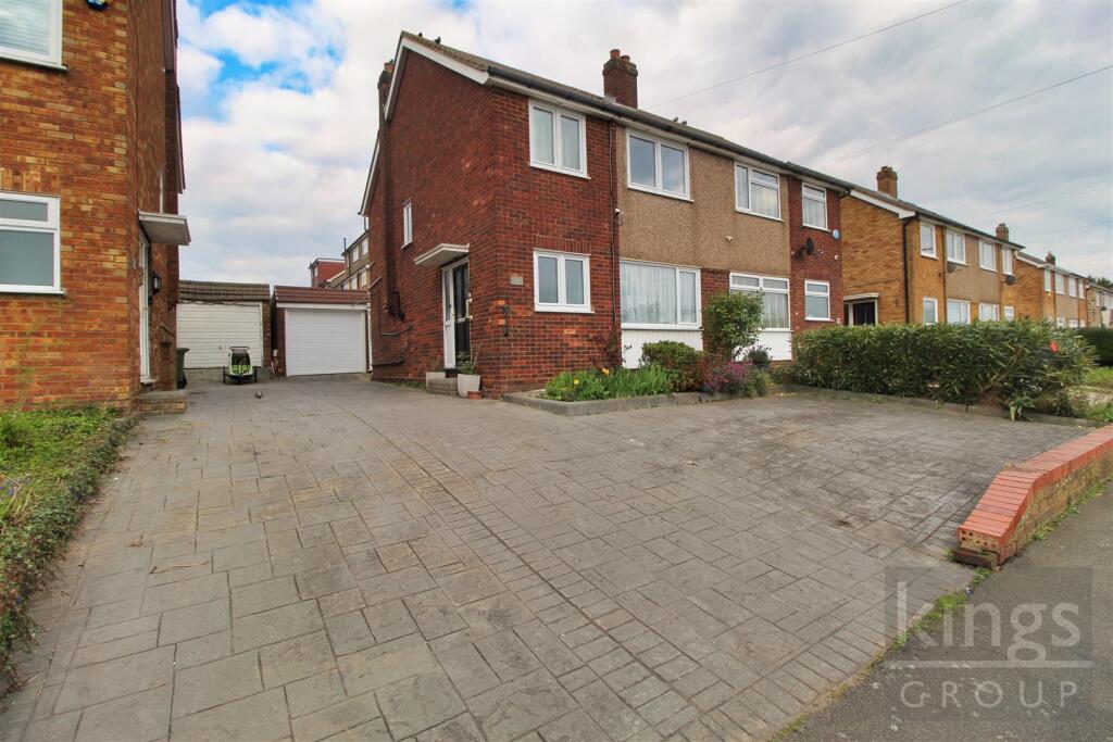 Main image of property: Hammondstreet Road, Cheshunt, Waltham Cross