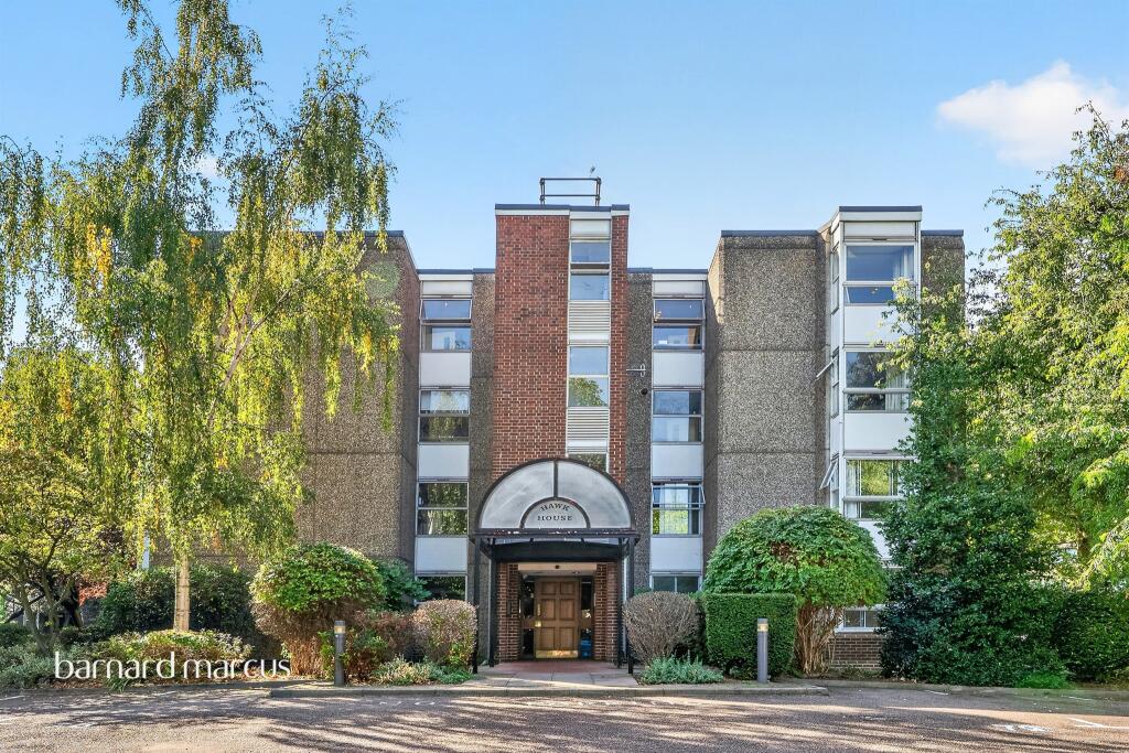 Main image of property: Sullivan Close, London