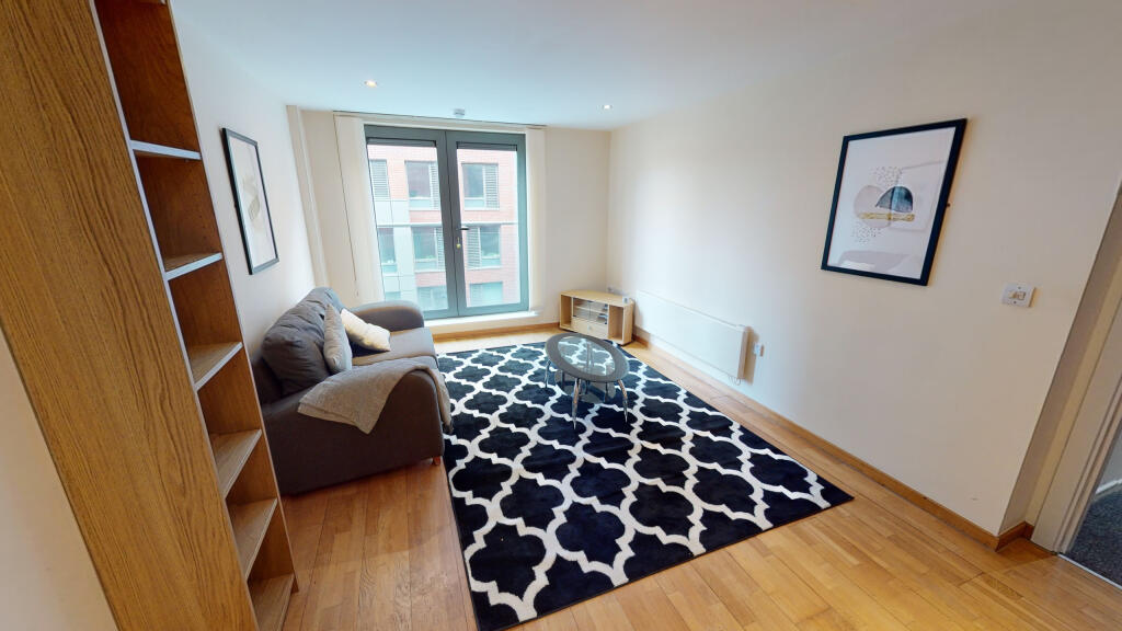 Apartment in Liverpool - More