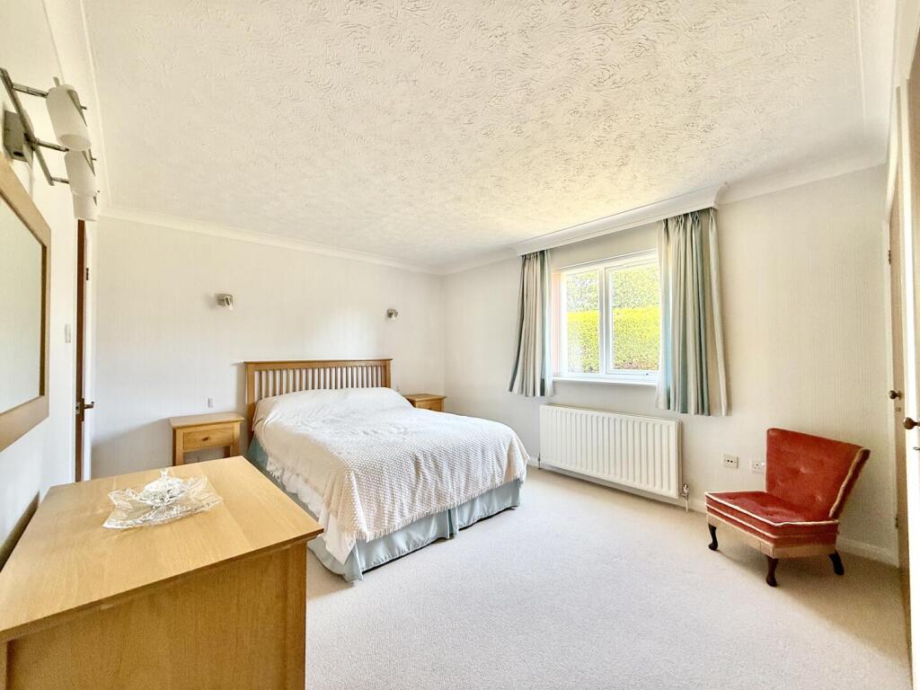 Waterford Place, Highcliffe On Sea - View 6