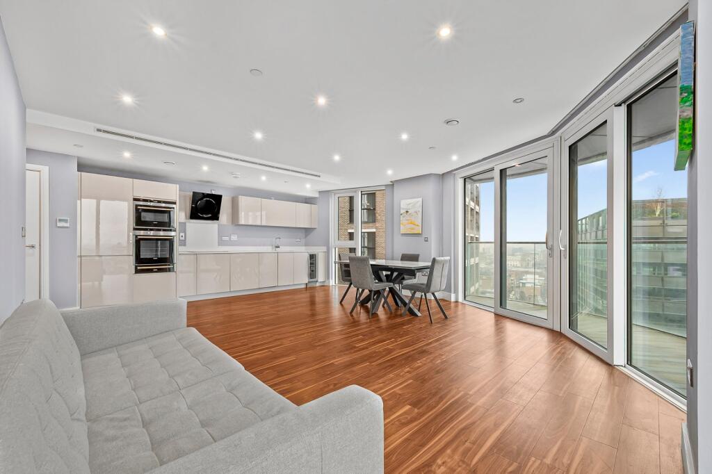 Main image of property: Altitude Point, 
71 Alie Street, E1