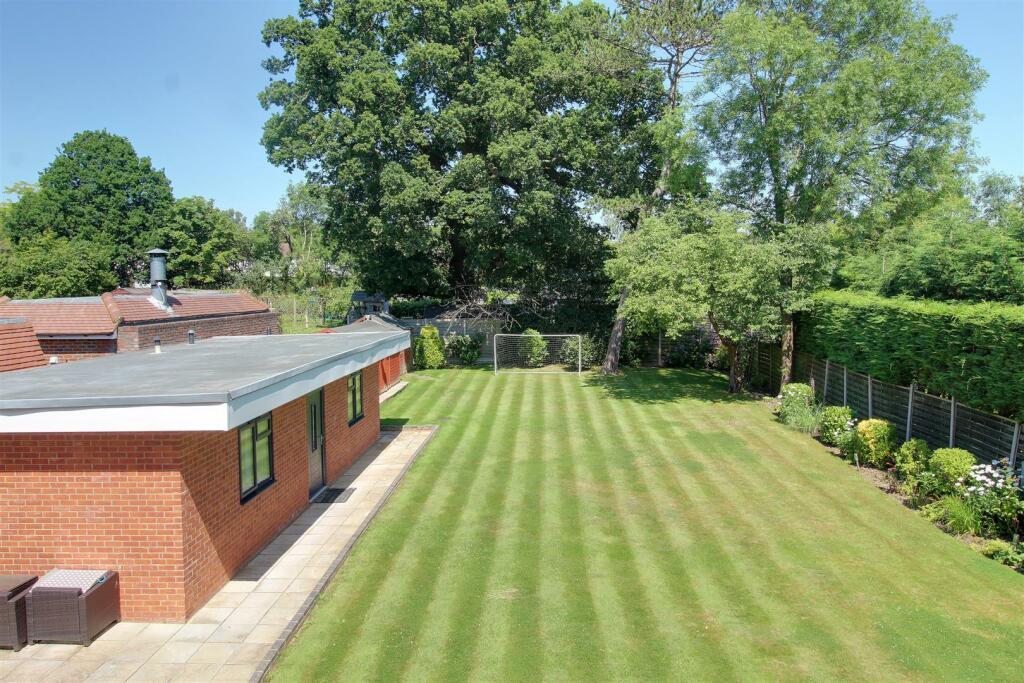 Additional image 6 of Mymms Drive, Brookmans Park