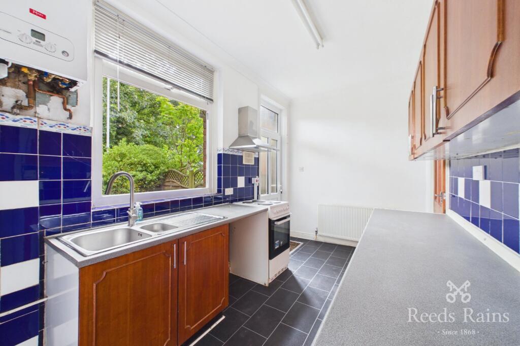 House in Wakefield, Lupset - View 3