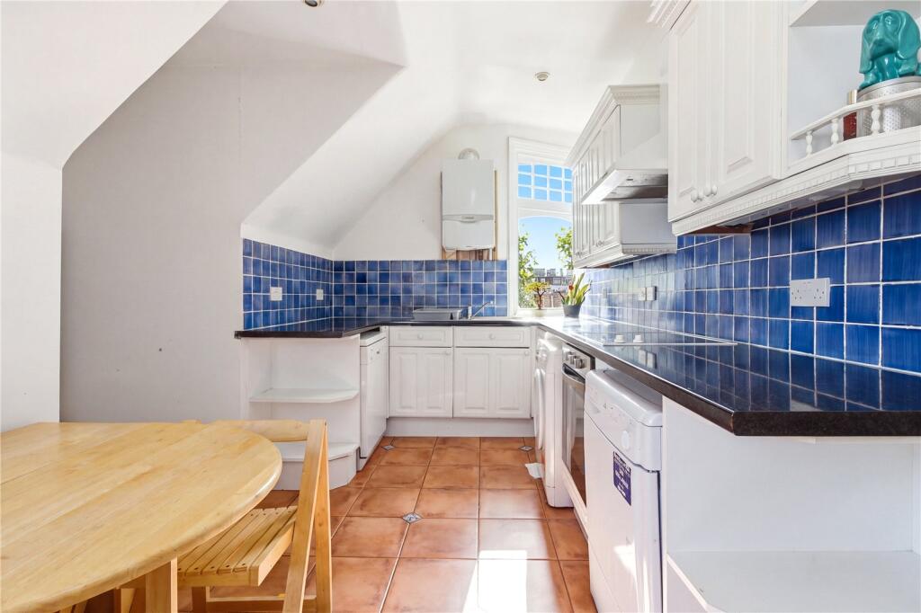 Apartment in London - View 2