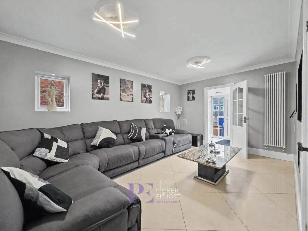 House in Hinckley and Bosworth, Hinckley - View 3
