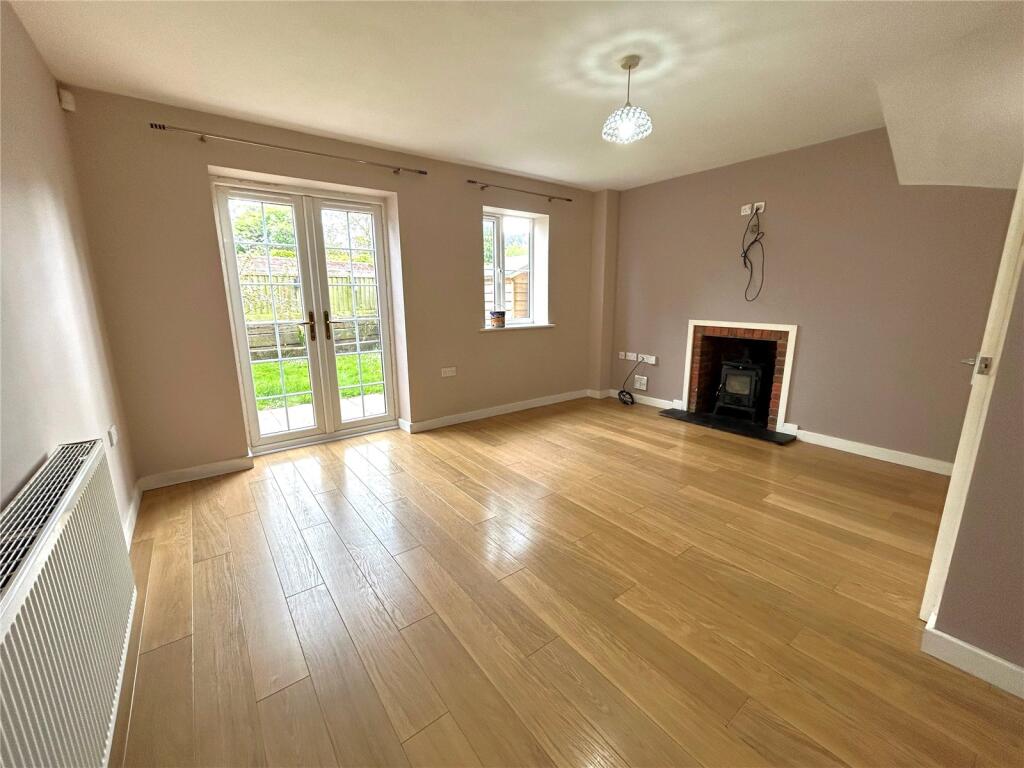 Gibbs Close, Westbury photo 3