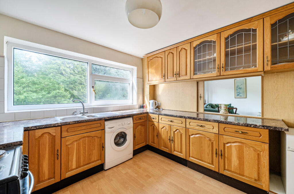 House in Cheltenham, Ryeworth, Charlton Kings - View 4
