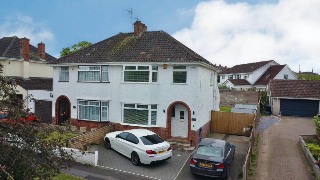 Main image of property: 29 Brymore Close, Bridgwater, TA6 7PL