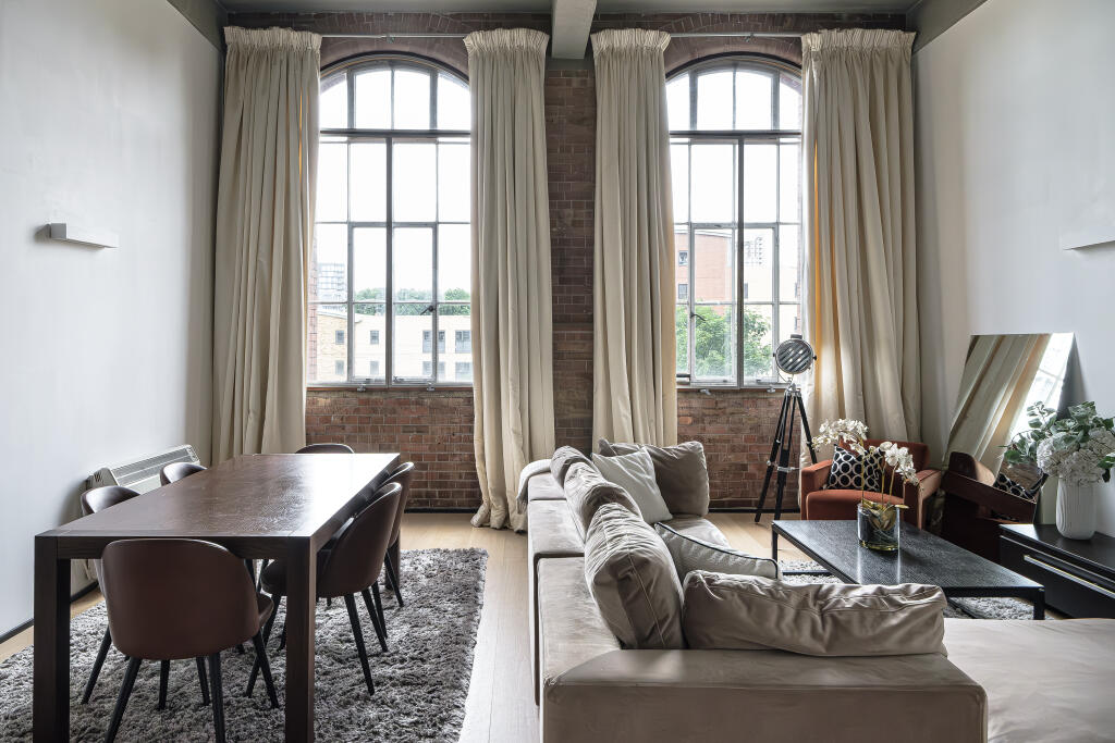 Main image of property: Manhattan Building, Bow, E3