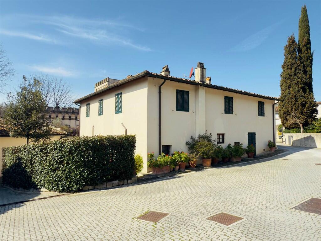 Main image of property: Calenzano, Florence, Tuscany