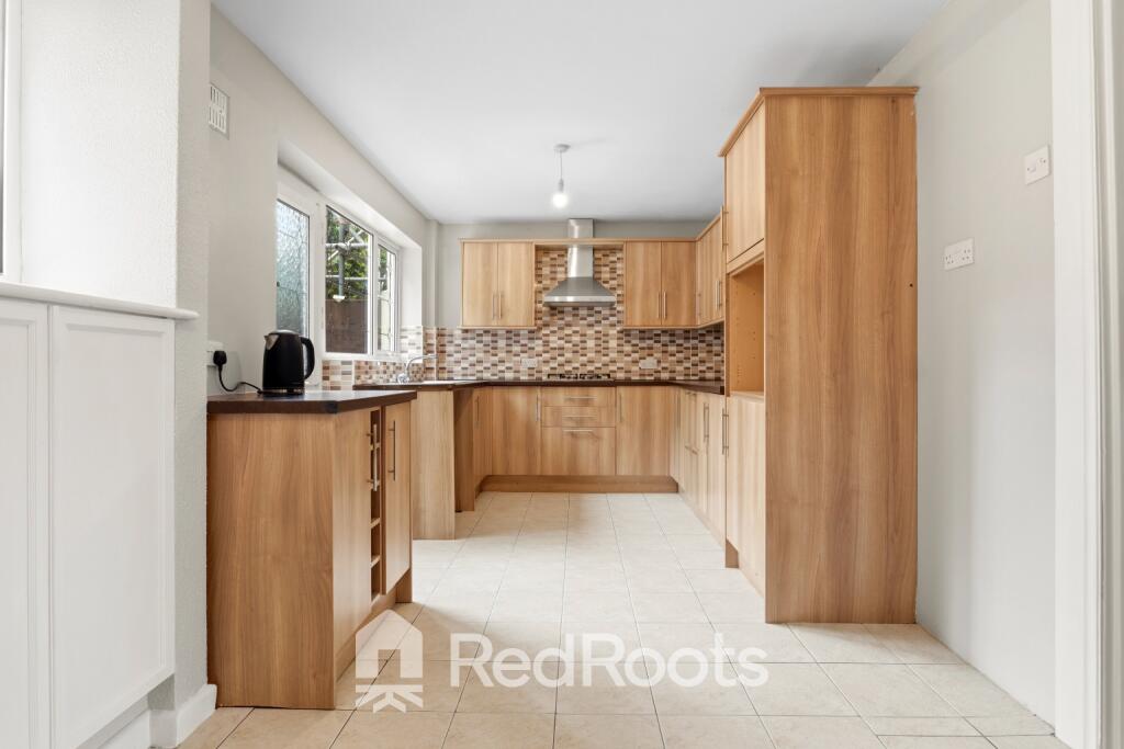 House in Wakefield - View 5