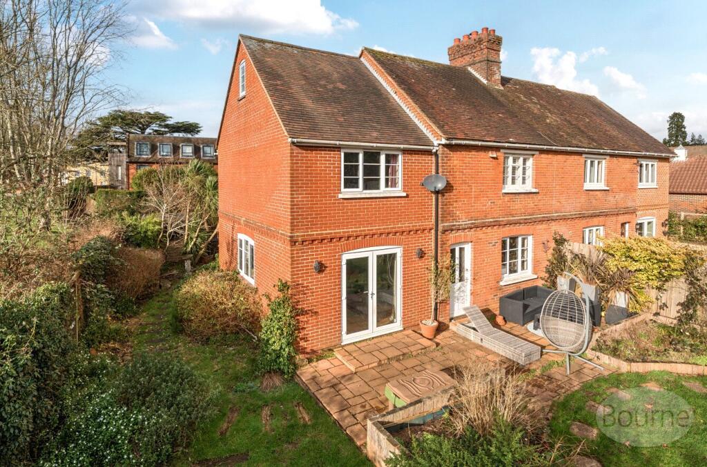 Main image of property: College Street, Petersfield, Hampshire, GU31