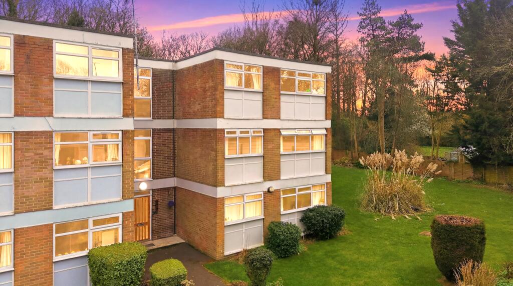 Main image of property: Newton Court, Oakwood, Leeds, LS8
