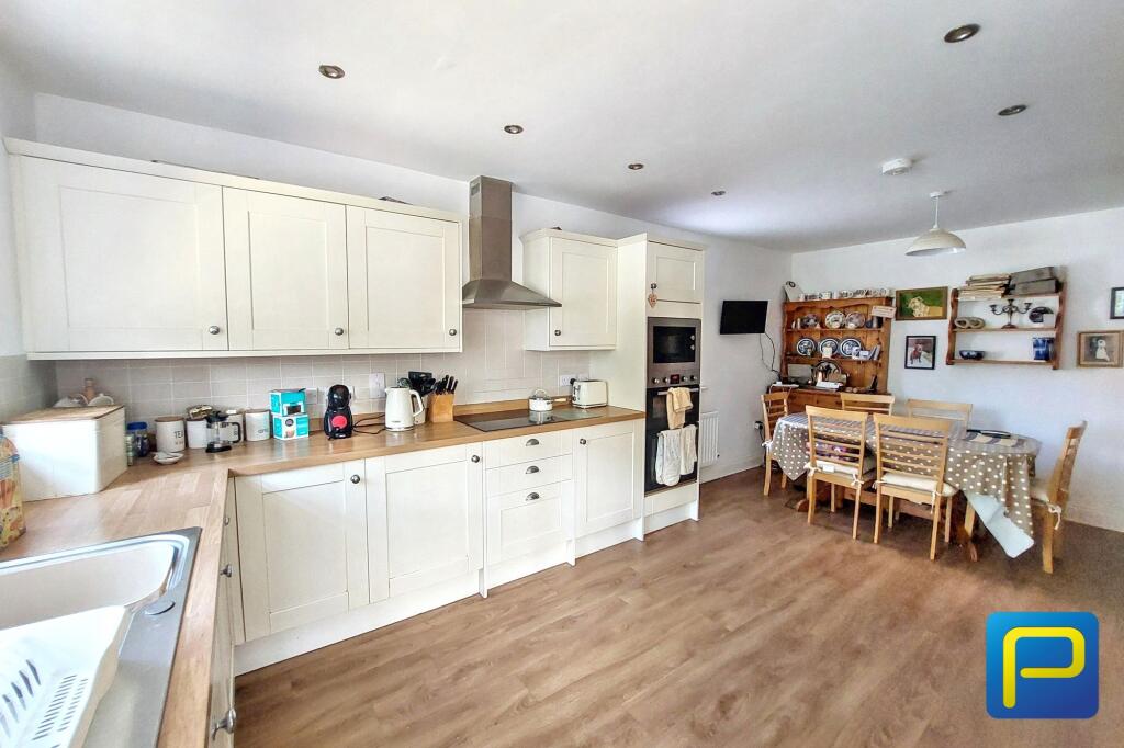 House in Newcastle upon Tyne - View 5